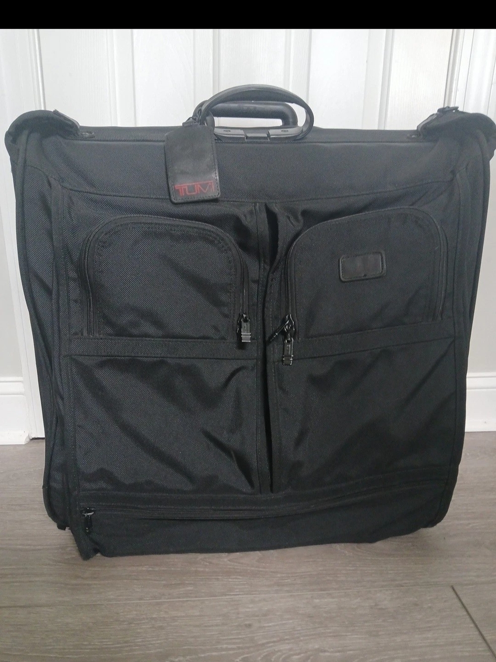 TUMI Wheeled Suitcase Black Men's Garment Bag - Travel Organizer Luggage